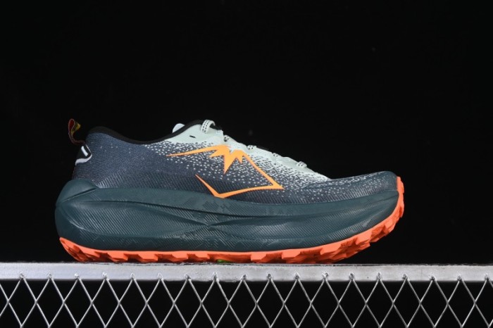 Asics Trabuco Max 4 Breathable Professional Running Shoes 1011B976-400