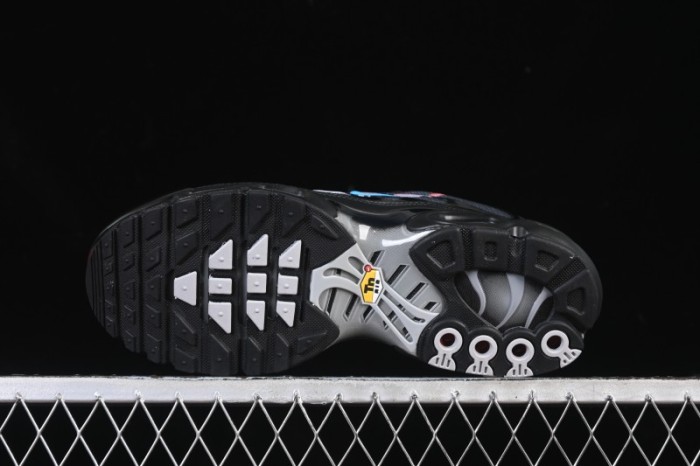 Nike Air Max Plus Retro Running Shoes with Air Cushion - FJ4224-001