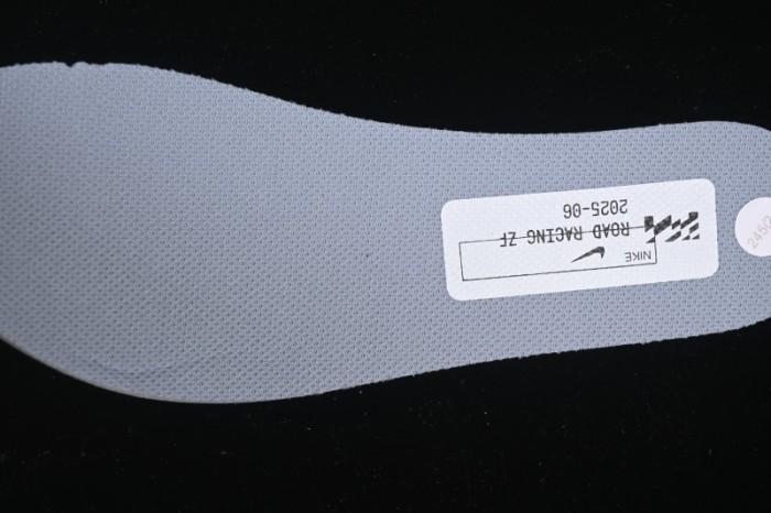 Nike Zoom Fly 6 Ultra-Bounce Lightweight Running Shoes - FN8454-104