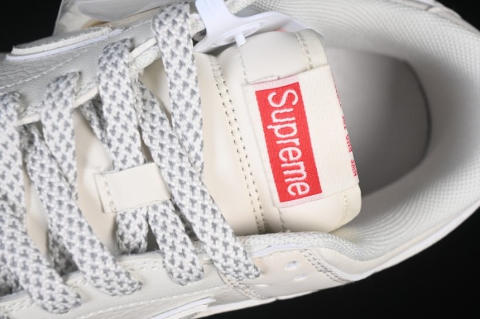 Nike SB Dunk Low Supreme Collaboration Off-White Red Swoosh Low-Top Casual Skate Shoes - CS1688-109