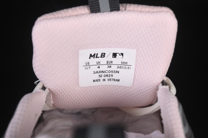 New Balance MLB Chunky Curve Runner Speed Casual Running Shoes - 3ARNC055N07PKL