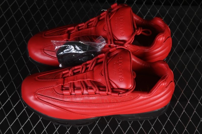 Nike Supreme x Air Max 95 Lux Retro Cushioned Running Shoes - CI0999-600