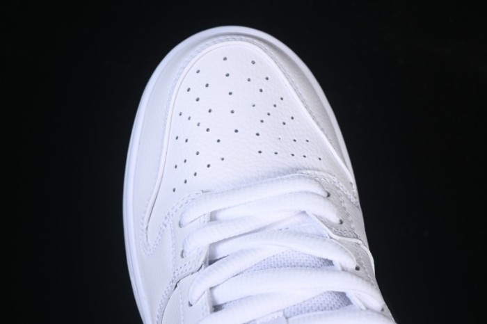 Nike SB Dunk Low Classic White Black Low-Top Casual Skate Shoes HF3704-100