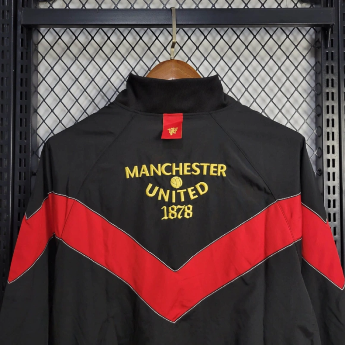 25/26 Manchester United Jacket Black/Red Windbreaker