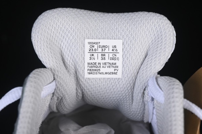 Asics Gel-Kayano 14 Breathable Professional Running Shoes - 1203A537-110