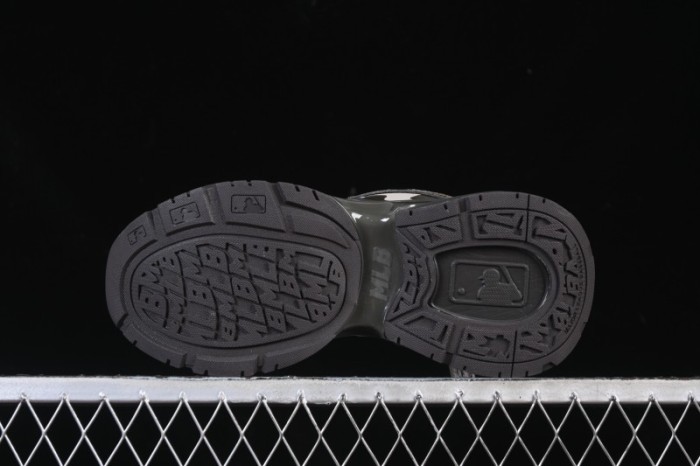 New York Yankees Chunky Curve Runner Enamel Thick Sole Casual Running Shoes - 3ARNSPE5N50BRS