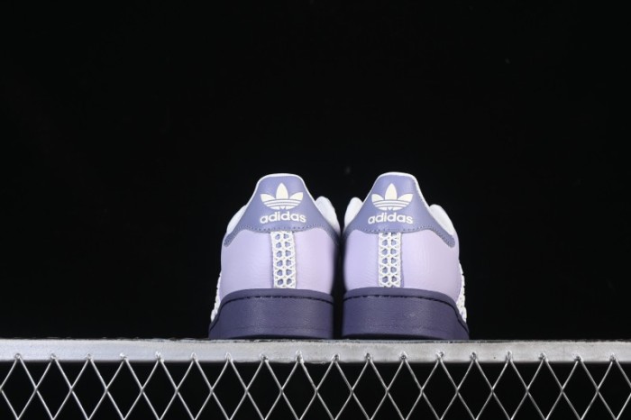 Adidas Originals Superstar II Casual Sneakers with Shell Toe Design - KJ4210