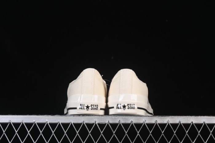 Converse All Star Squaretoe OX Low Top Canvas Shoes - 1SE654