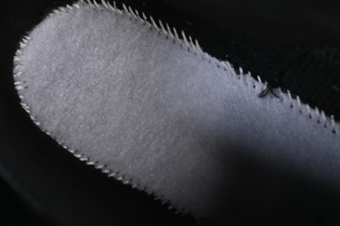 Nike Air Max Plus Retro Running Shoes with Air Cushion Technology - 604133-050