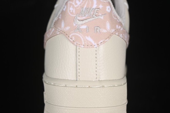 Nike Air Force 1 '07 Low Casual Sneakers with Full-Length Air Cushion - IH2051-072