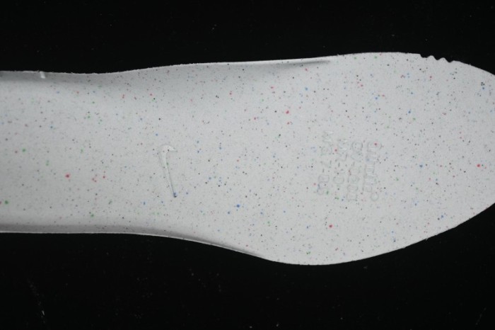 Nike Air Zoom Pegasus Premium Running Shoes with Full-Length Visible Air Zoom Cushion - HQ2592-004