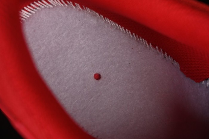 Nike Air Max 90 Retro Running Shoes with Air Cushion - CZ7918-600