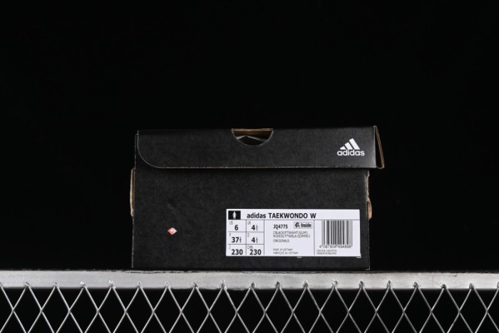 Adidas Originals Taekwondo JQ4775 Low-Top Training Shoes for Comfortable Non-Slip Workouts