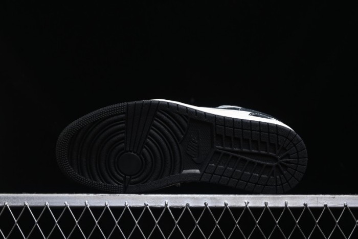 Nike Air Jordan 1 Low Stussy Collaboration Retro Basketball Shoes - XX3318-505