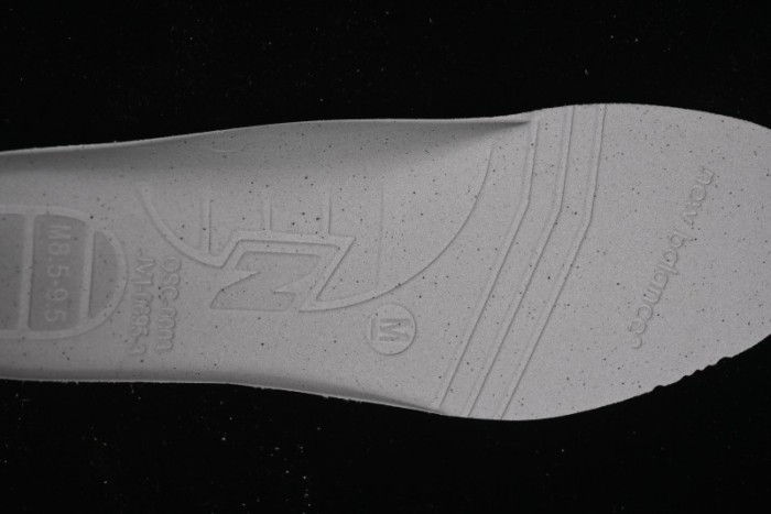 New Balance 1906 Series Retro Dad Style Casual Running Shoes - M1906RBT