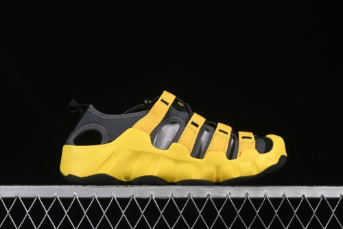 Keen Newport H2 Outdoor Sports Water Sandals with Drainage and Toe Protection - 1026686YELLOW