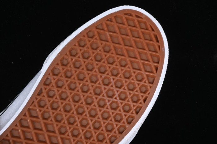 Vans Knu Skool Low Top Casual Sneakers in Leopard Print - VN000CR5CJK