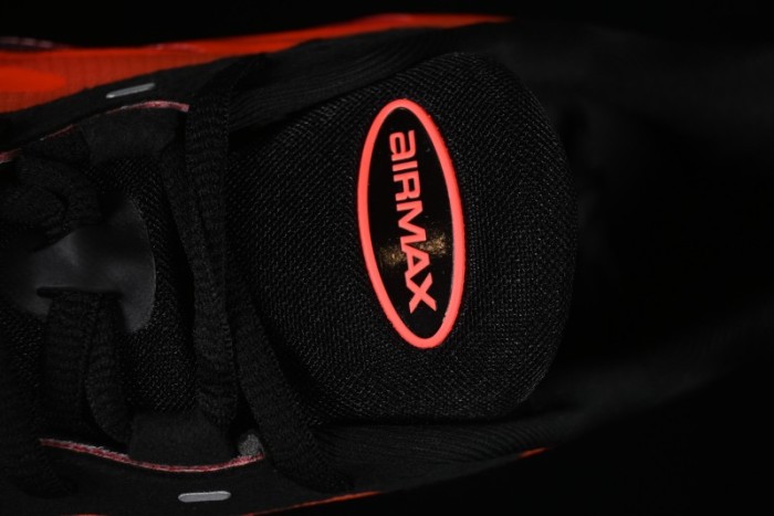 Nike Air Max Dn8 Running Shoes with Dynamic Air Cushion Technology - FQ7860-004