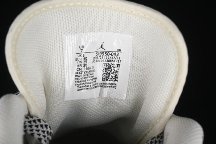 Nike Air Jordan 1 Low Supreme Collaboration - Dual-Tone Black Swoosh Custom Retro Basketball Shoes - SJ9950-043