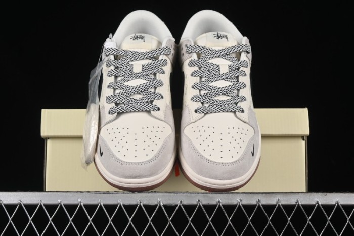 Nike SB Dunk Low Stussy Collaboration - Grey Black Checkerboard Gum Sole Anniversary Custom Low-Top Casual Skate Shoes - CF3688-031
