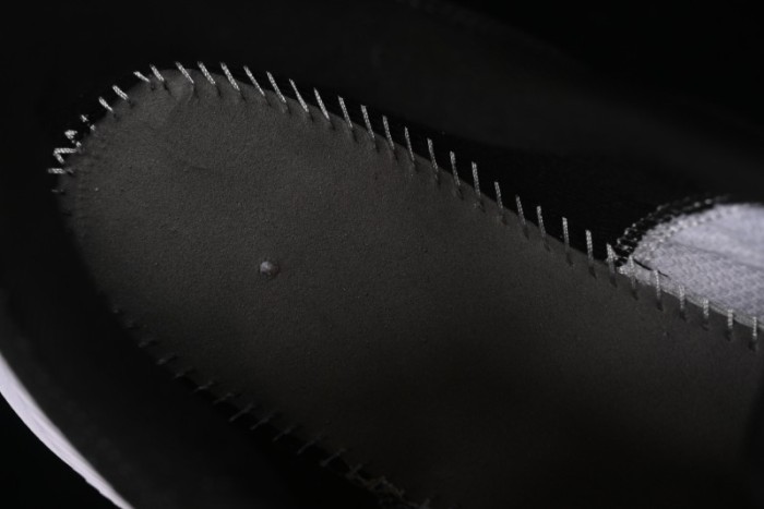 Nike Air Zoom Vomero 18 Lunar Running Shoes with Full-Length Zoom Air Cushion - HM6803-007