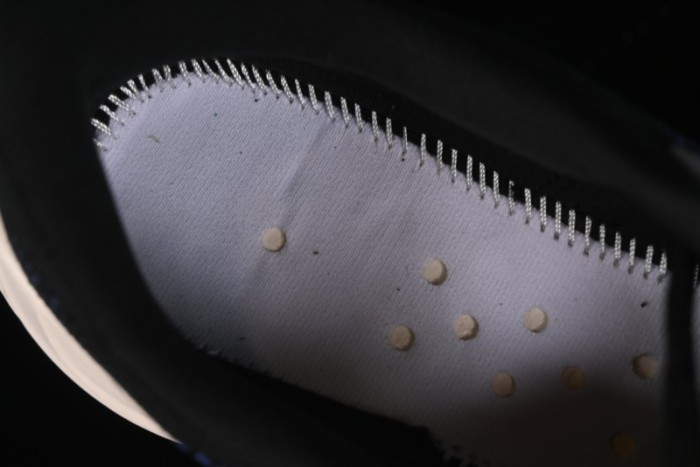 Nike Air Zoom Pegasus 35 Running Shoes with Breathable Mesh & Zoom Air Cushion - FQ7262-008