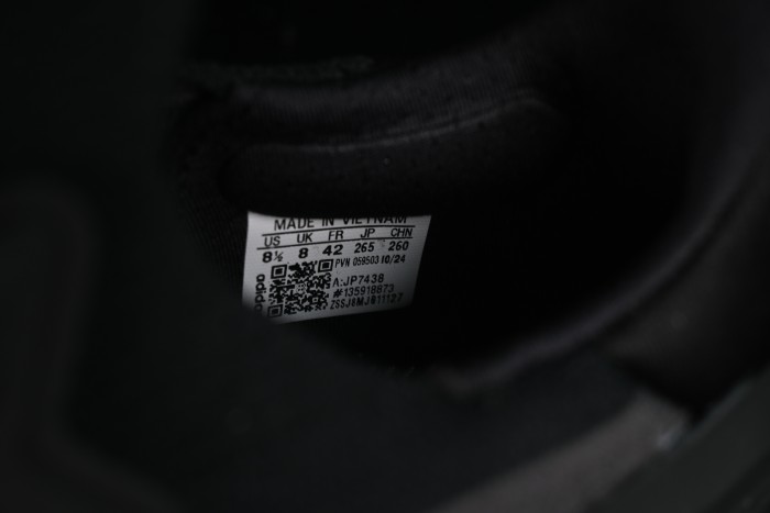 Adidas Y3 Ultraboost 5 JP7438 Running Shoes with Boost Cushioning