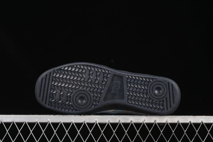 Onitsuka Tiger Tokuten Low-Top Casual Sneakers with T-TOE Reinforcement - 1183B938-100