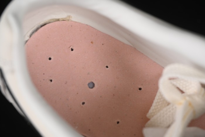 Puma Speedcat Lifestyle Low-Top Sneakers for Racing Enthusiasts - 401603-02