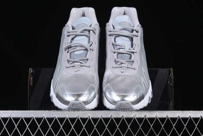 Nike Air Max Dn Running Shoes with Dynamic Air Cushion Technology - HF5509-001