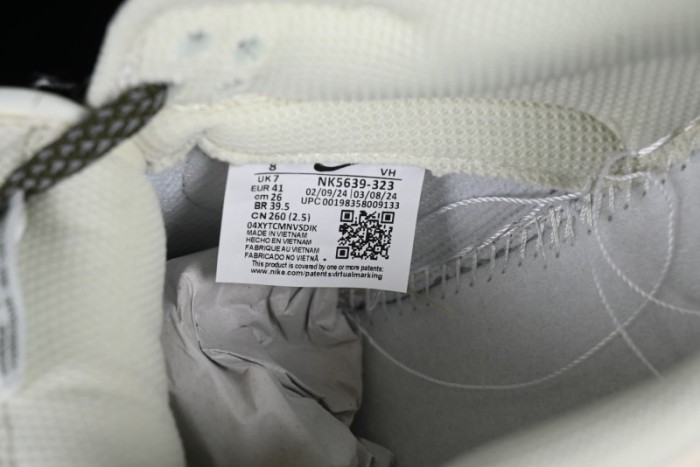 Nike SB Dunk Low Collaboration Triple Swoosh Military Green Colorway Low-Top Casual Skateboarding Shoes - NK5639-323 1