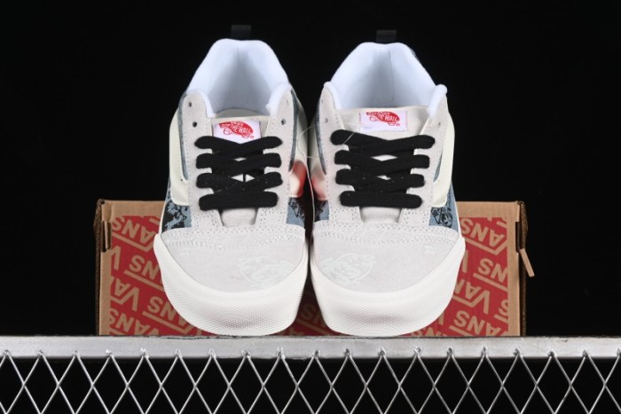 HIRONO Knu Skool Low-Top Casual Sneakers with Denim Graffiti Design - VN0009QCRBL