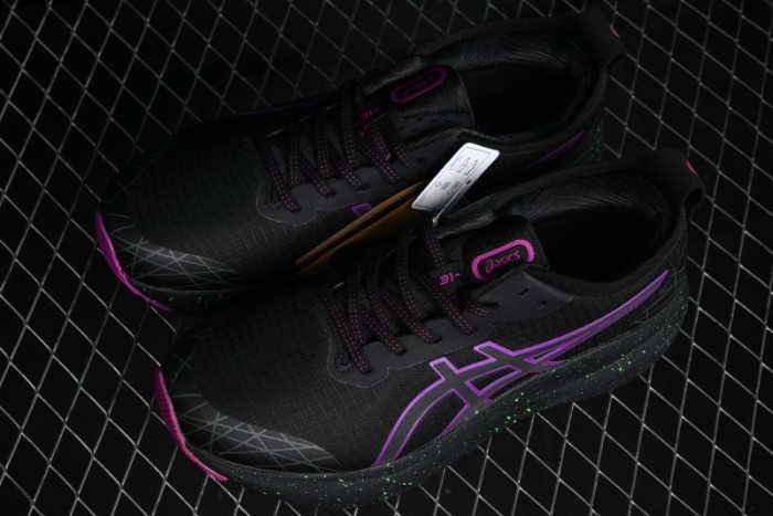 Asics Gel-Kayano 31 Running Shoes with GEL Cushioning and FLYTEFOAM BLAST Technology - 1012B744-001
