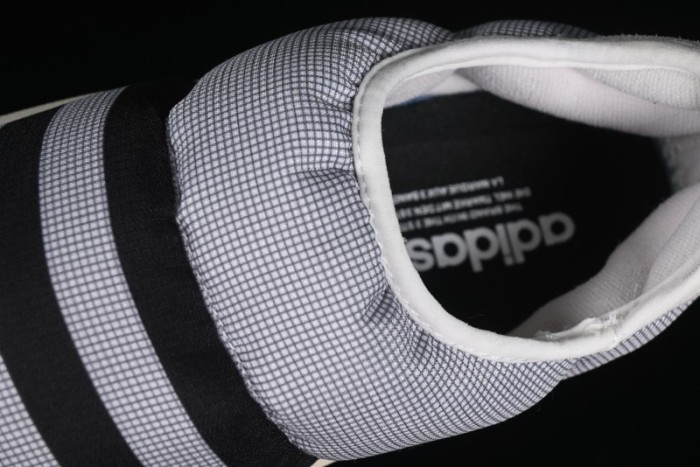 Adidas Puffylette GY1596 Winter Slip-On Sneakers with Warm Lining - AJC3