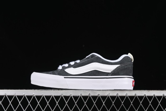 Vans Classics Knu Skool Full-Grain Leather Retro Sneakers - VN000CS0BGF