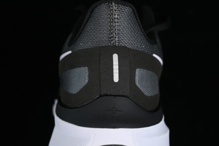 Nike Air Zoom Structure 25 Running Shoes with Cushioning and Anti-Slip Design - DJ7883-002