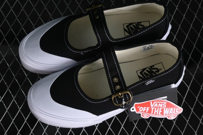 Vans Mary Jane Retro Canvas Shoes in Black - VN000CRR6BT 1