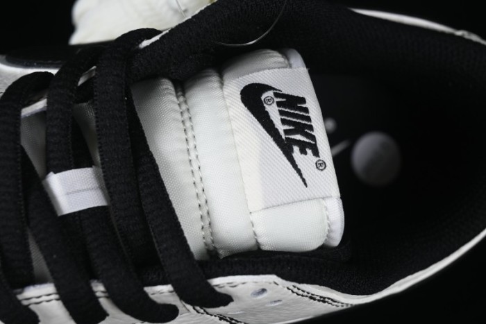 Nike SB Dunk Low x Undefeated Anniversary High-End Custom Low-Top Casual Skate Shoes - UN1697-666