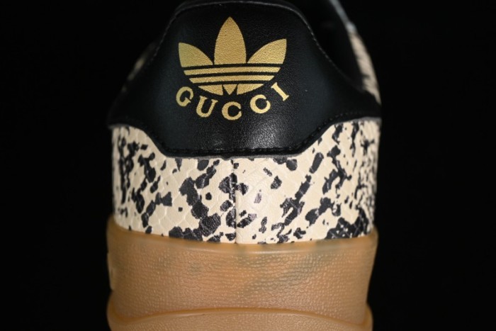 Adidas Originals x Gucci Gazelle Classic Casual Sneakers - 109060 1