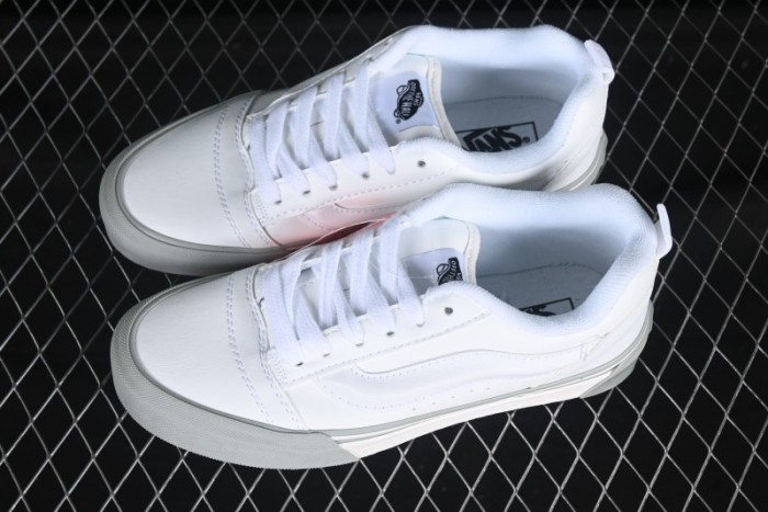Vans Knu Skool Low-Top Retro Chunky Sneakers - VN0009QCBUH