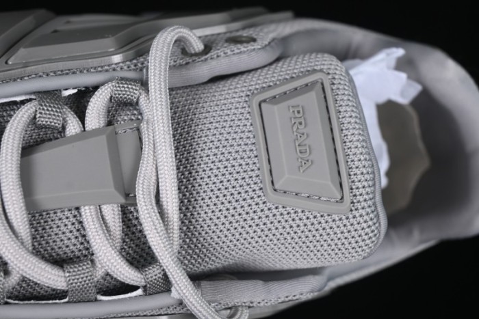 Prada Cloudbust Air Thunder Lifestyle Low-Top Sneakers with Anti-Slip and Wear-Resistant Design - 2EG293