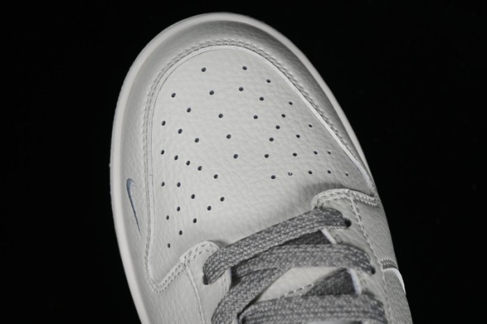 Nike SB Dunk Low Collaboration Three Swooshes Beige Black Low-Top Casual Skateboarding Shoes - NK5639-325 1