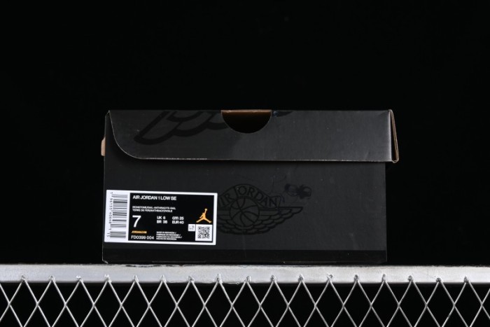 Nike Air Jordan 1 Low  Snkrs Day  Casual Sneakers with Grey Toe Design - FD0399-004 1