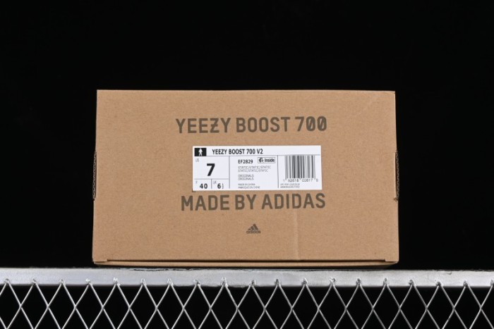 Adidas Yeezy Boost 700 V2 Static Running Shoes - EF2829