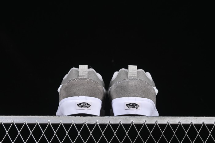 Vans Knu Skool Low-Top Retro Chunky Sneakers - VN000CS0BGG