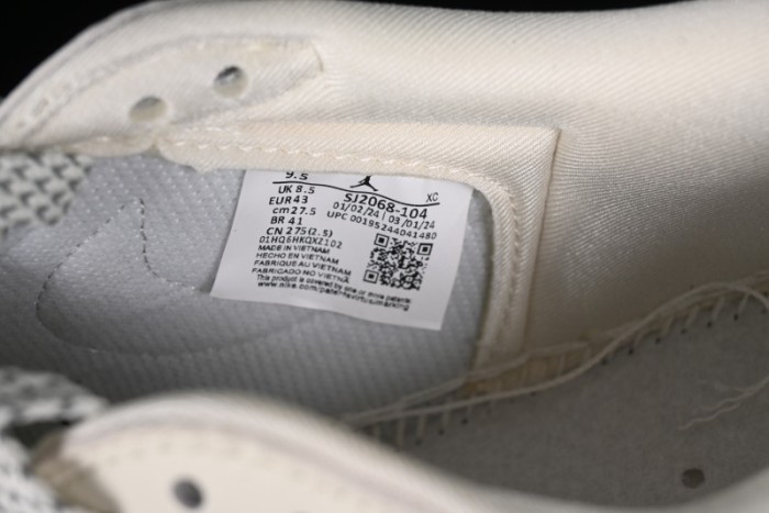 Nike Travis Scott x Fragment Design x Air Jordan 1 Low OG SP AJ1 MLB Collaboration - NY Black Print Low Top Casual Sneakers SJ2068-104