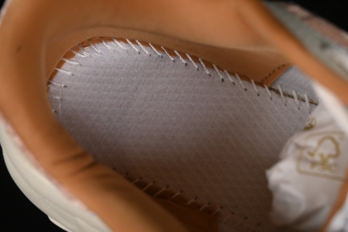 New York Yankees MLB Bigball Chunky Window Velvet Monogram Thick Sole Casual Running Shoes - 3ASHWVM4643BRS