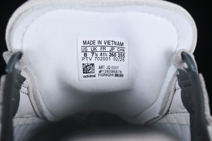 Adidas Retropy E5 Running Shoes with Popcorn Cushion - JQ0007