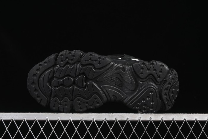 Fila Heritage Fluid Cat Paw 5.0 Retro Dad Shoes with Lace-Up Design - F12M412105FBK