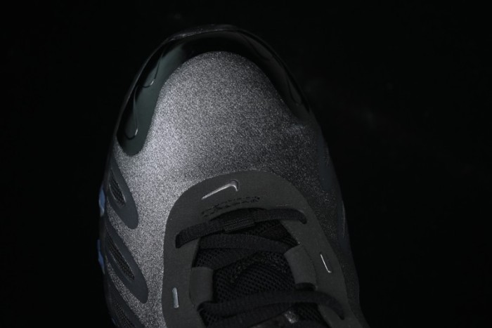 Nike Air Max Dn Running Shoes with Dynamic Air Cushion Technology - HF5509-002